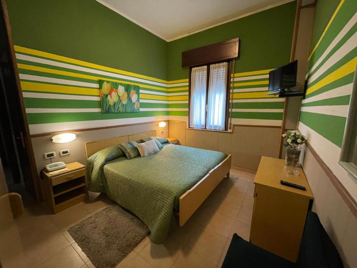 Hotel Azzurra Salsomaggiore Terme Zewnętrze zdjęcie